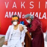 Jokowi witnesses mass vaccinations at Tana Toraja health centers